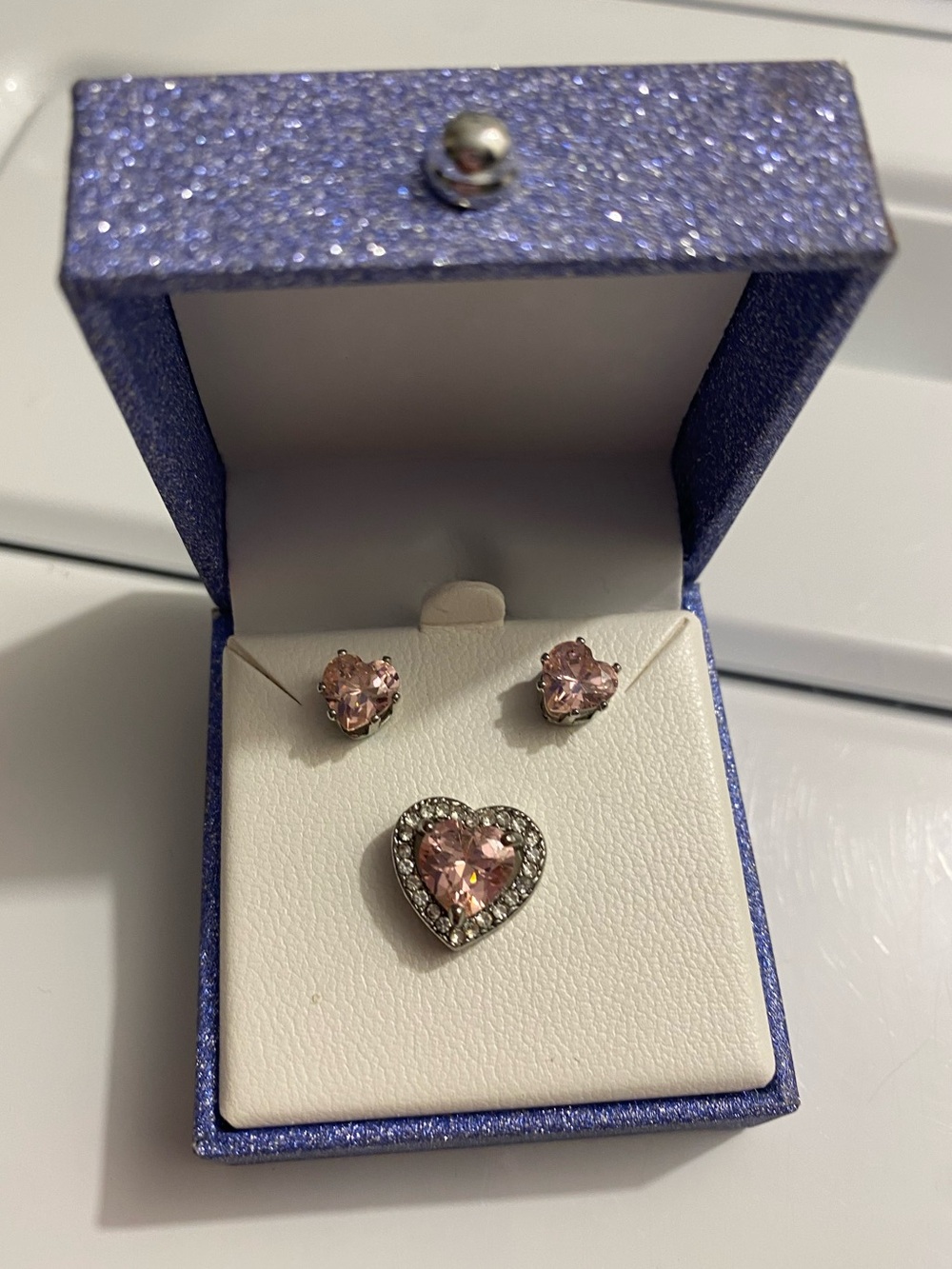 Pink Heart Crystal Stud Earrings and Pendant Set 💗 - Picture 2 of 2